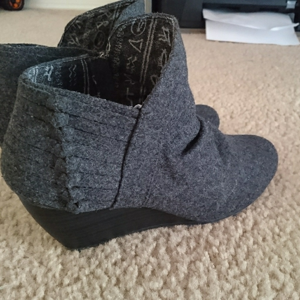 Wedge booties new